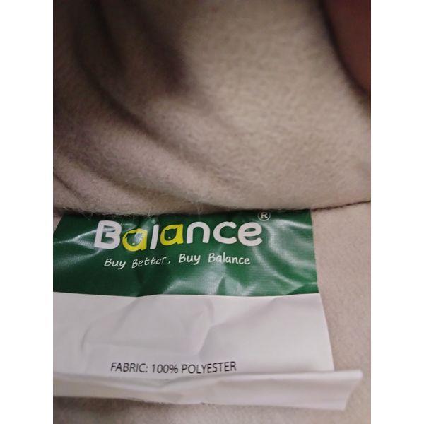 Balance Pet Bed, Round Donut Bed, Plush Faux Fur, Comfortable, Beige Retail $35.00