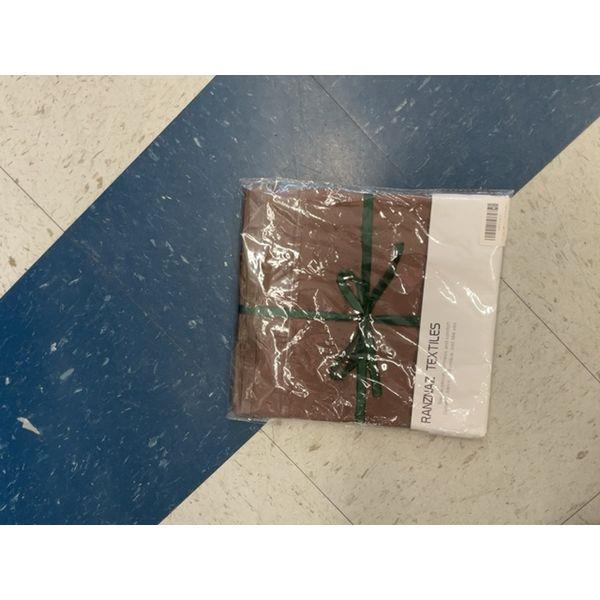 RANZNAZ TEXTILES - Brown Bed Sheet Set Retail $10.00