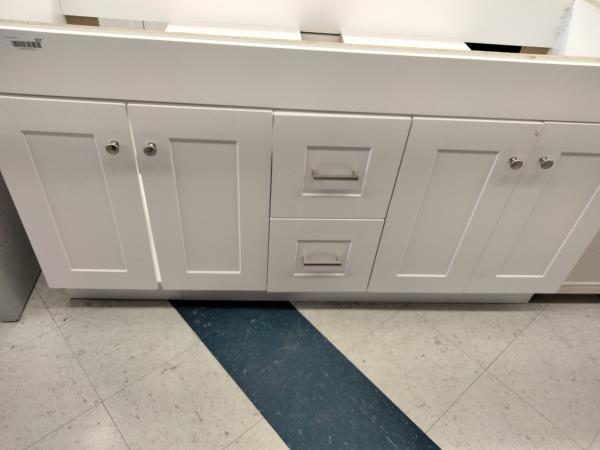 MasterBrand Cabinets Inc. R36 VSDB60, White Shaker Cabinet Retail $450.00