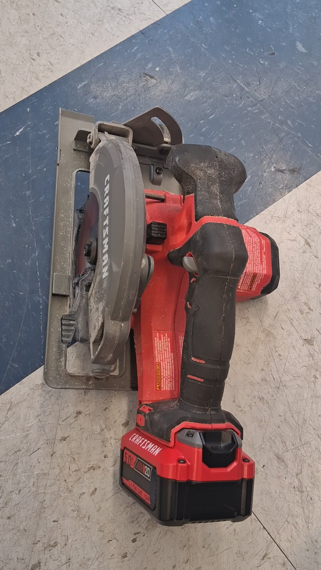 Used good condition tested see video CRAFTSMAN V20 Cordless Circular Saw, 6-1/2 inch, Bare Tool Only (CMCS500B) Retail $109.00