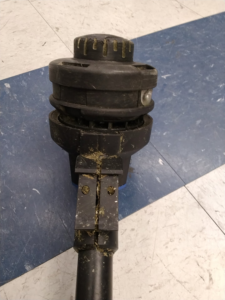 Kobalt | 40V Max 15-in Cutting Radius Cordless String Trimer Battery and Charger Not Included Used Good Condition Tested Works See Video