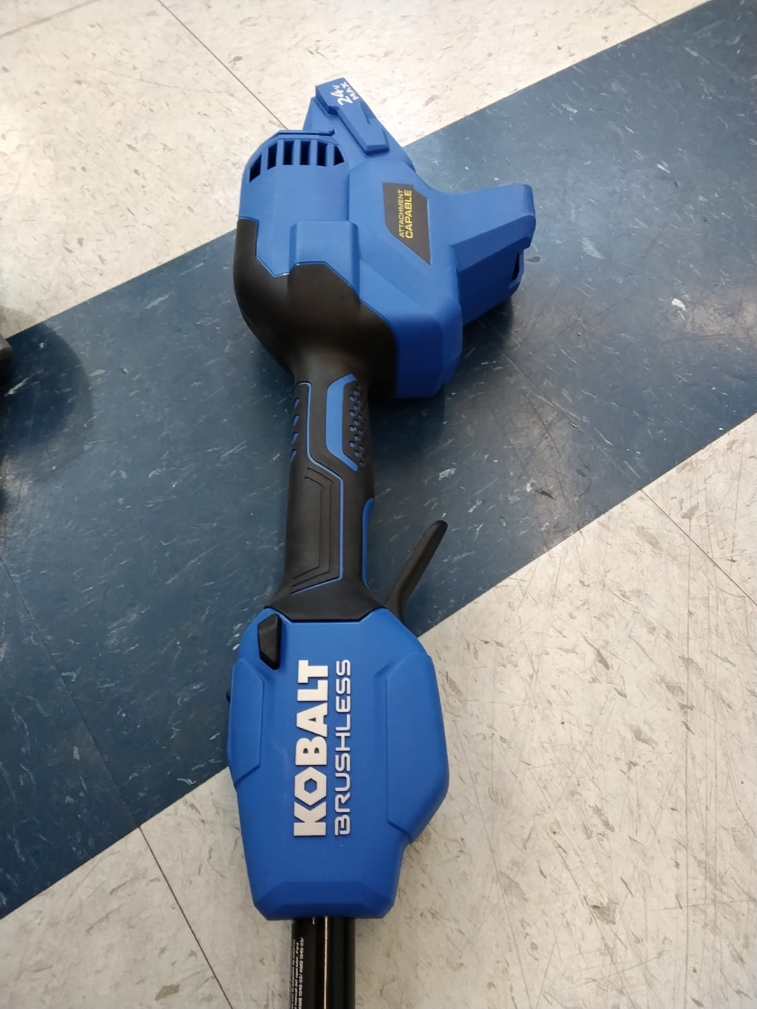 USED GOOD CONDITION HAS CHARGER NO BATERY TESTED SEE VIDEO Kobalt 24-Volt Max 15-inch Split Shaft Brushless Cordless String Trimmer Kit