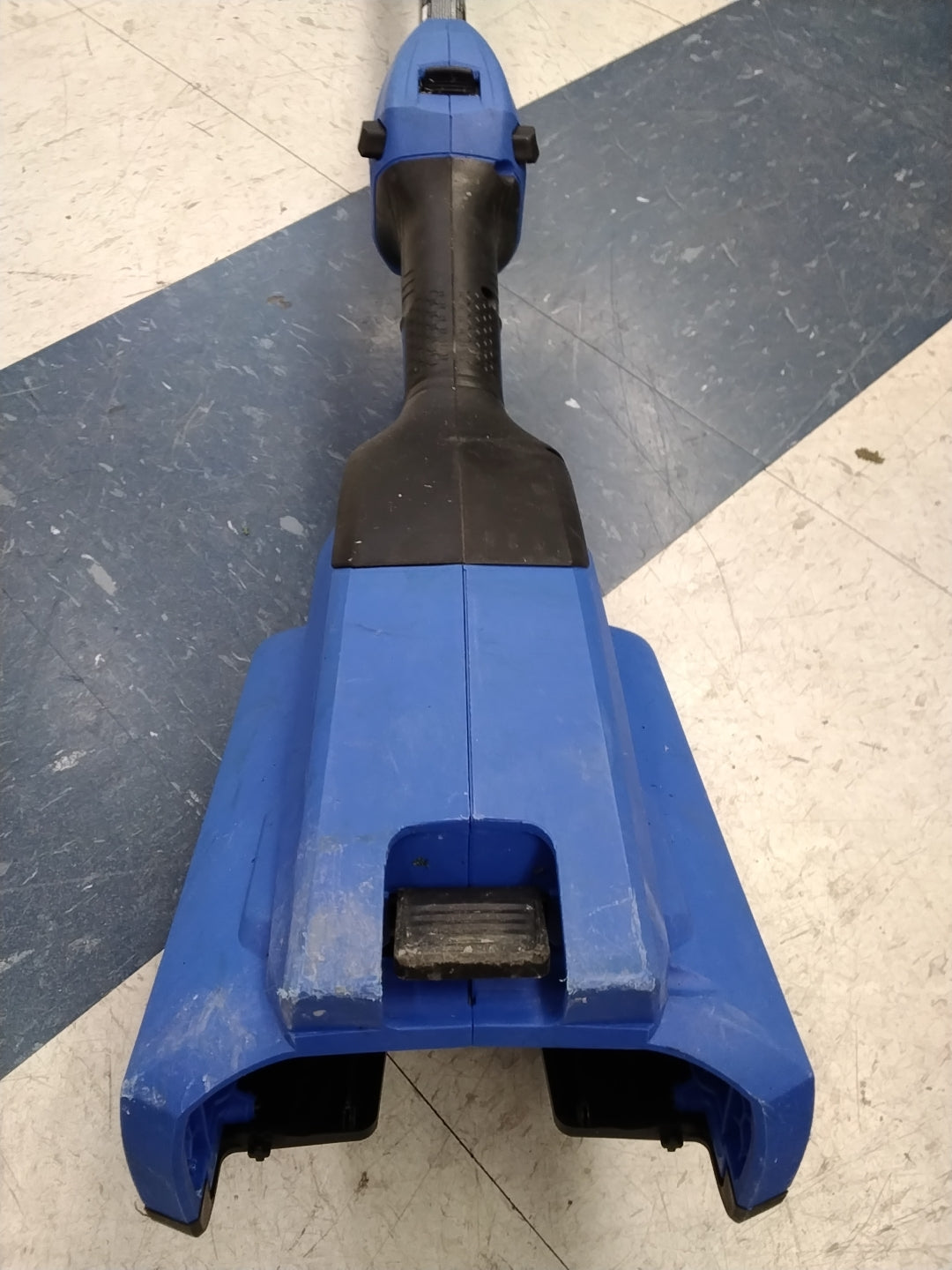 Kobalt | 40V Max 15-in Cutting Radius Cordless String Trimer Battery and Charger Not Included Used Good Condition Tested Works See Video