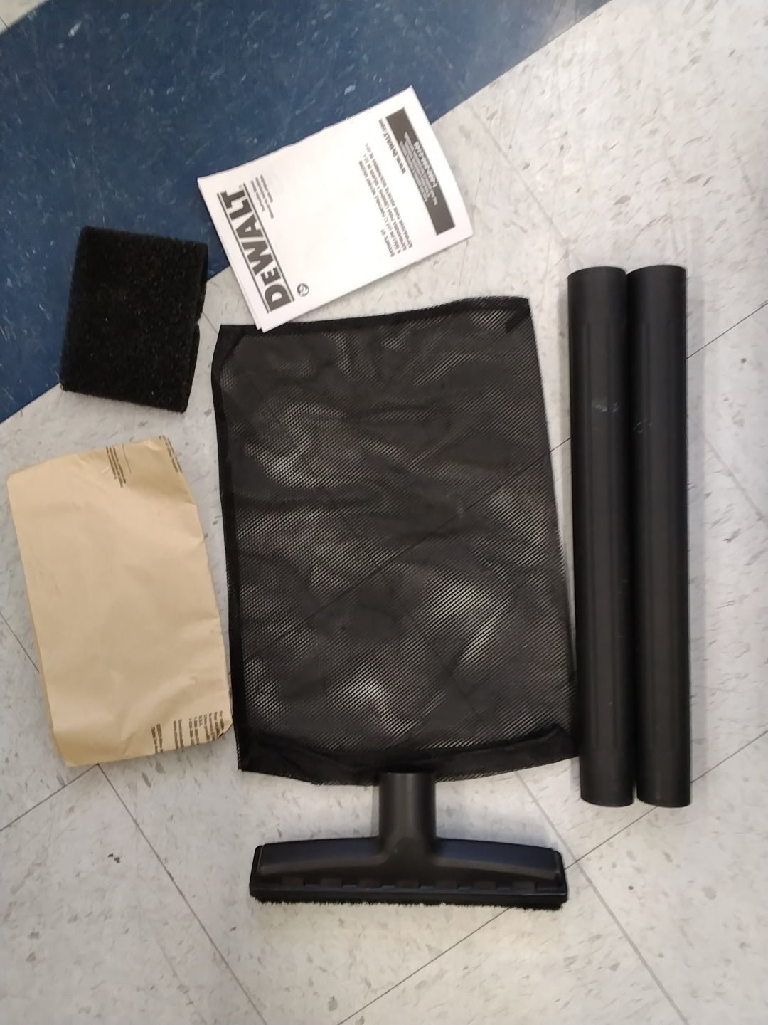 DEWALT 6 Gallon STEALTHSONIC Shop Vacuum Wet and Dry DXV06PL-QT, Ultra Quiet 4 Peak HP Wet Dry Vac for Jobsite & Workshop USED LIKE NEW CONDITION TESTED SEE VIDEO MISSING PARTS SEE PICTURES