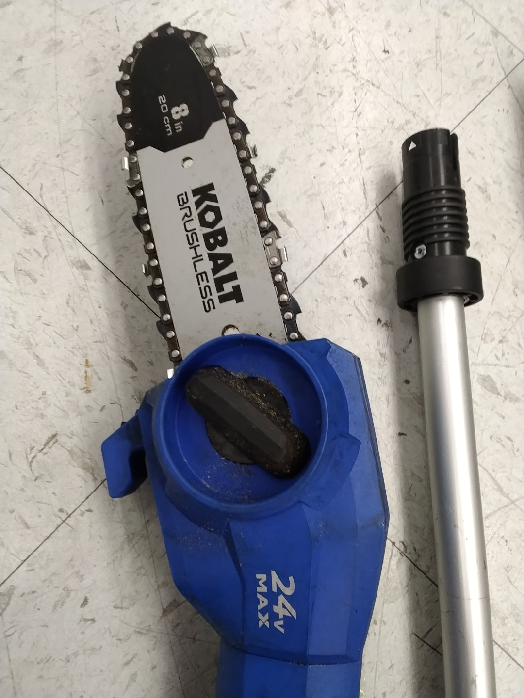 Kobalt 24-Volt 8-in Cordless Pole Saw 2 Ah Used Good Condition (Battery and Charger Not Included)Tested Works See Video