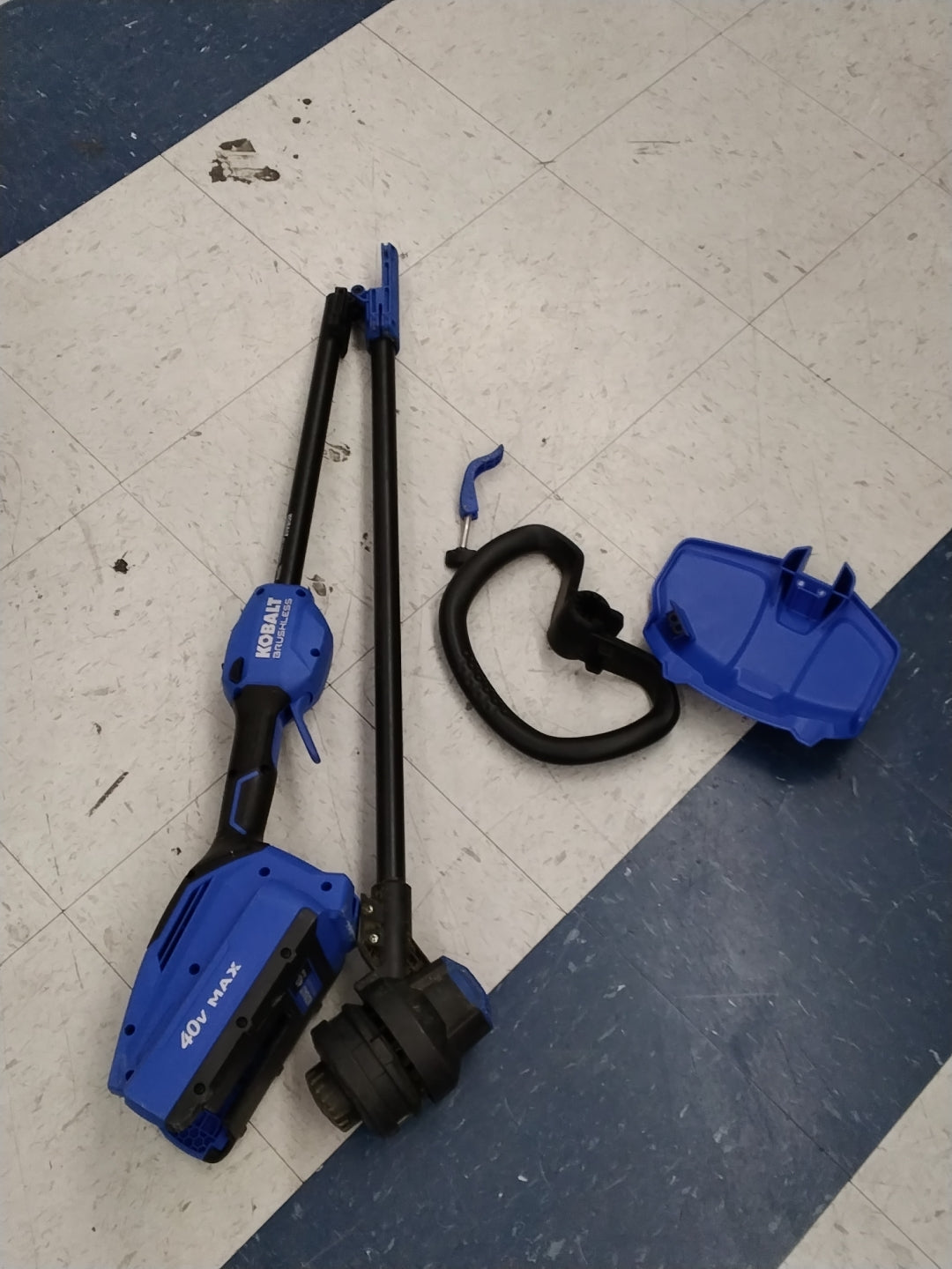 Kobalt | 40V Max 15-in Cutting Radius Cordless String Trimer Battery and Charger Not Included Used Good Condition Tested Works See Video