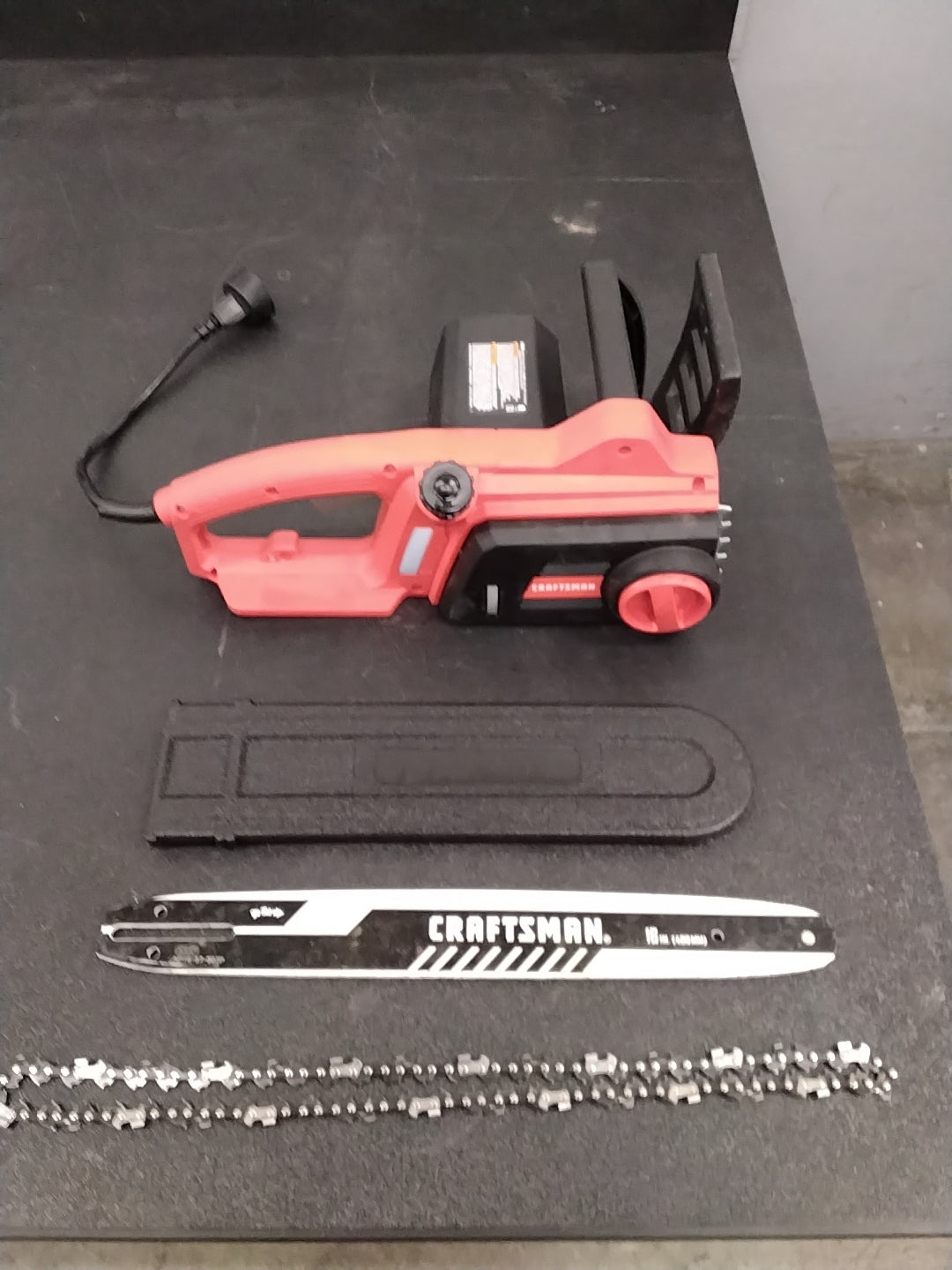 USED GOOD CONDITION TESTED SEE VIDEO CRAFTSMAN Electric Chainsaw, 16 Inch, 12 Amp Corded Chain Saw Electric, Ergonomic, Powerful Motor (CMECS600)