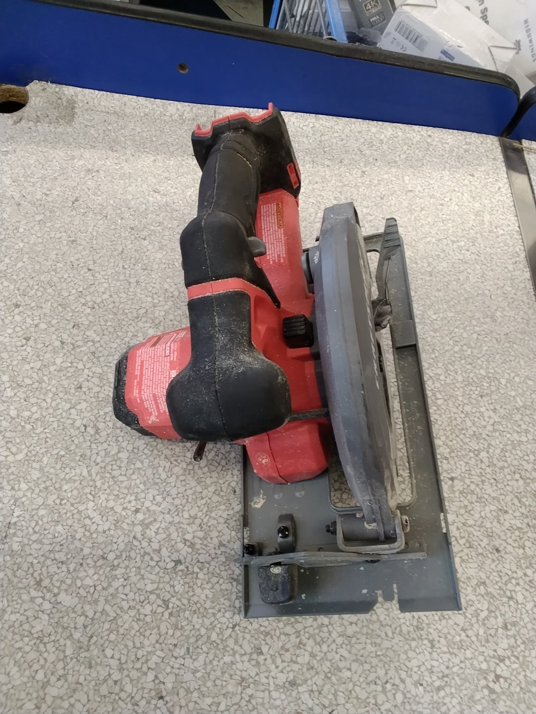 Used good condition tested see video CRAFTSMAN V20 Cordless Circular Saw, 6-1/2 inch, Bare Tool Only (CMCS500B) Retail $109.00