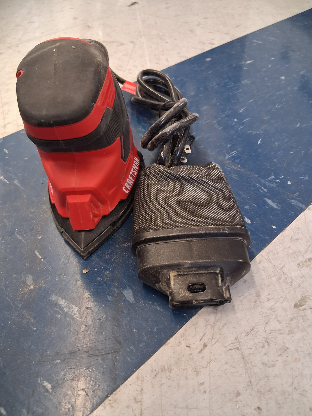 Used Good Condition Tested See Video CRAFTSMAN Detail Sander, Corded Mouse Sander for Woodworking, Includes Dust Bag Retail $69.00