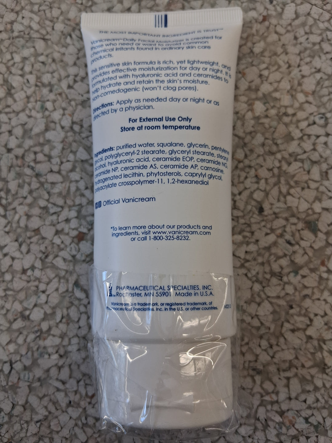 Vanicream Daily Facial Moisturizer With Ceramides and Hyaluronic Acid - Formulated Without Common Irritants for Those with Sensitive Skin, 3 fl oz Retail $13.97