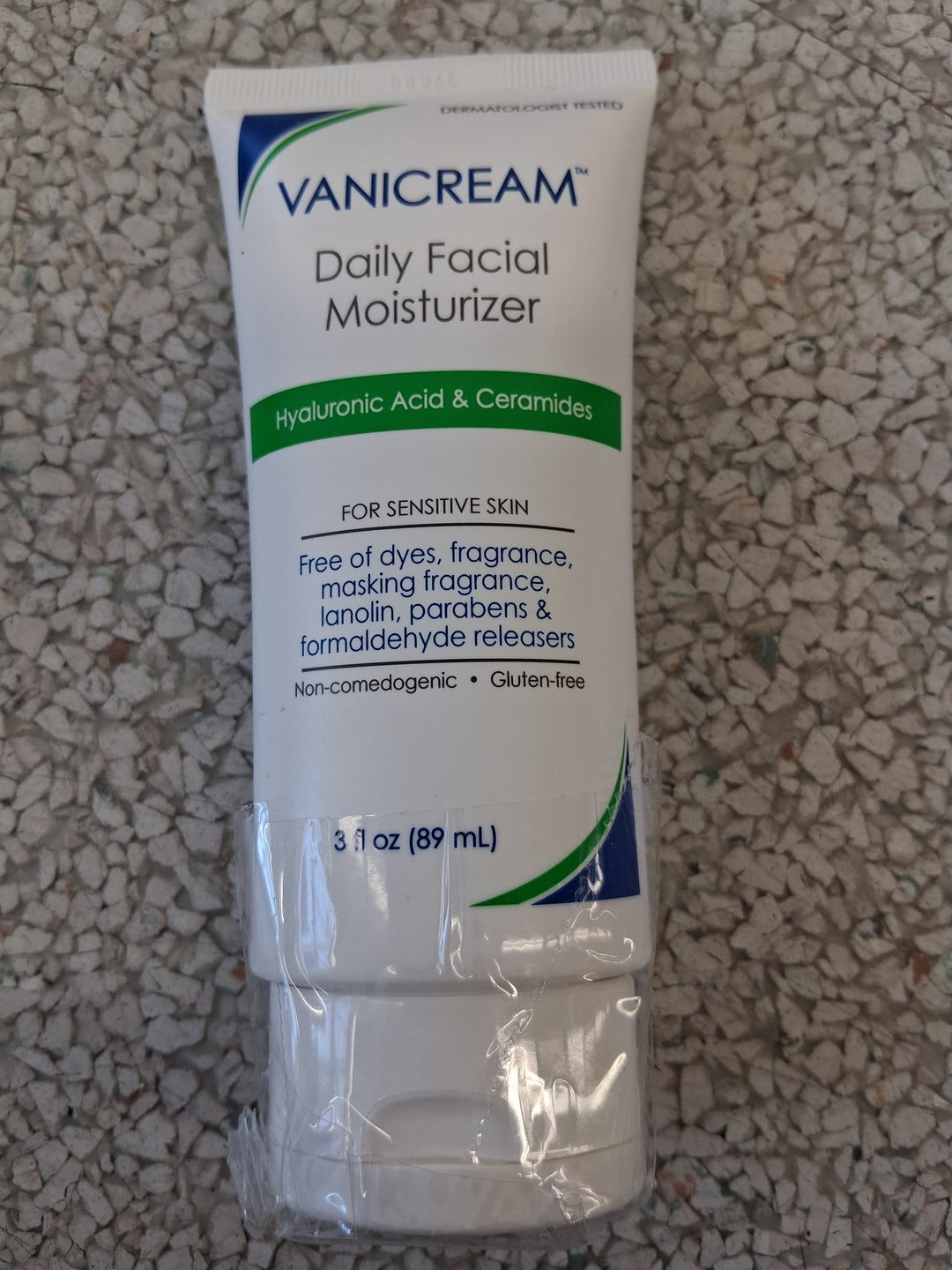 Vanicream Daily Facial Moisturizer With Ceramides and Hyaluronic Acid - Formulated Without Common Irritants for Those with Sensitive Skin, 3 fl oz Retail $13.97