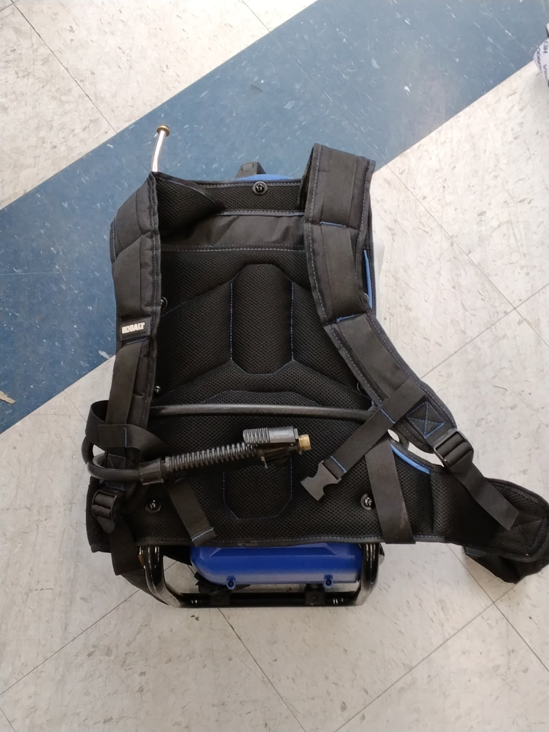 USED OK CONDITION TESTED SEE VIDEO Kobalt Backpack Chemical Sprayer Kit - 40V Max, 120 Gallons Per Charge TOOL ONLY