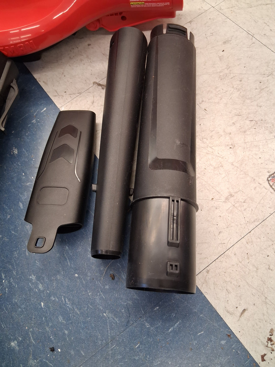 USED LIKE NEW TESTED SEE VIDEO  CRAFTSMAN 3-in-1 Leaf Blower, Vacuum and Mulcher, Backpack Blower Up to 260 MPH, 12 Amp, Corded Electric Leaf Collector (CMEBL7000) Retail $99.98